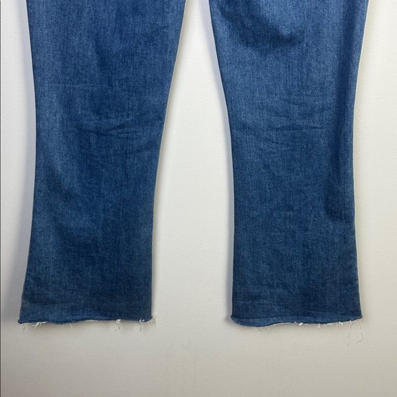 Paige High Rise Laurel Canyon Jeans in Tropicana Boot Cut Monsoon Hem Size 33 - Picture 10 of 16